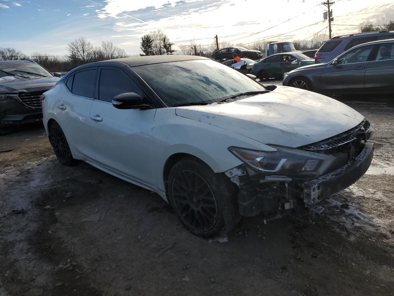 2017 NISSAN MAXIMA 3.5 - Image 4
