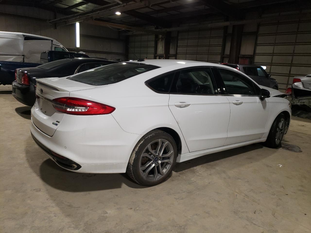 2017 FORD FUSION SE - Image 3