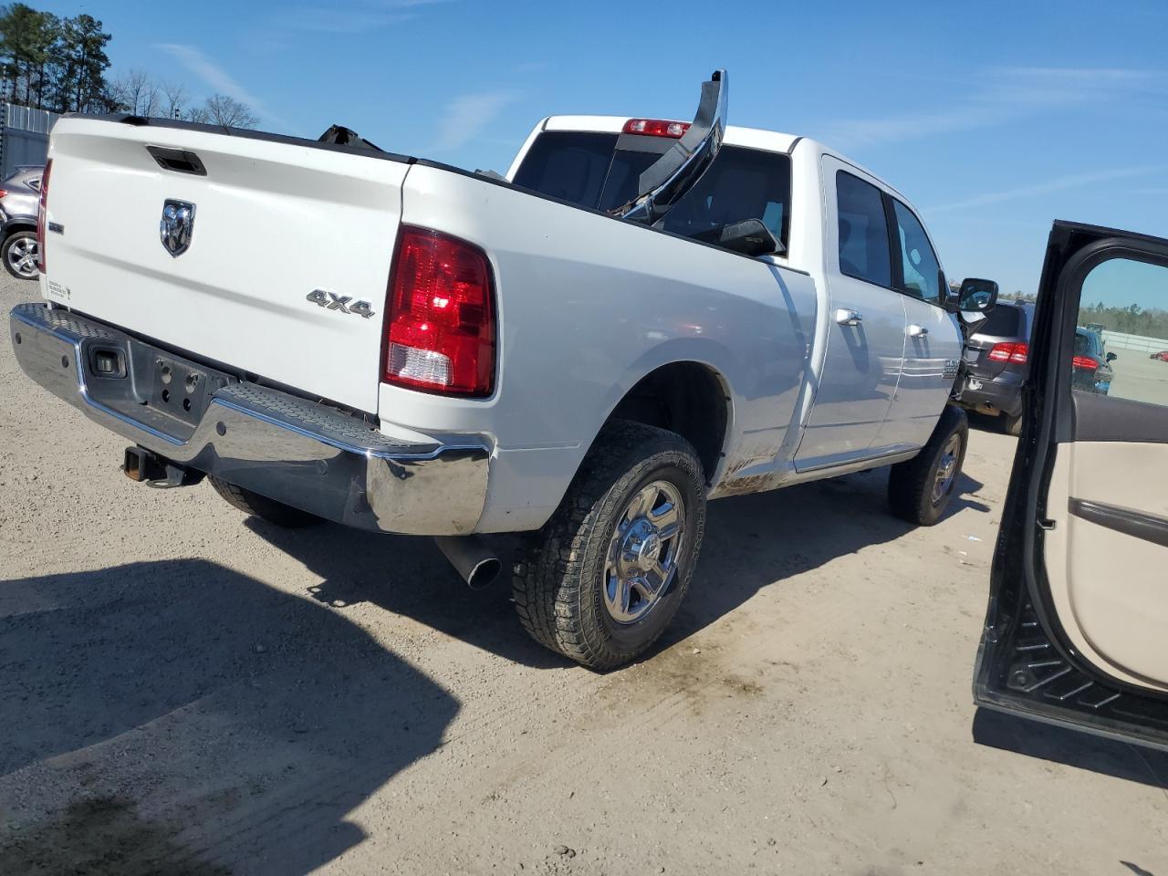 2018 RAM 2500 SLT - Фото 3