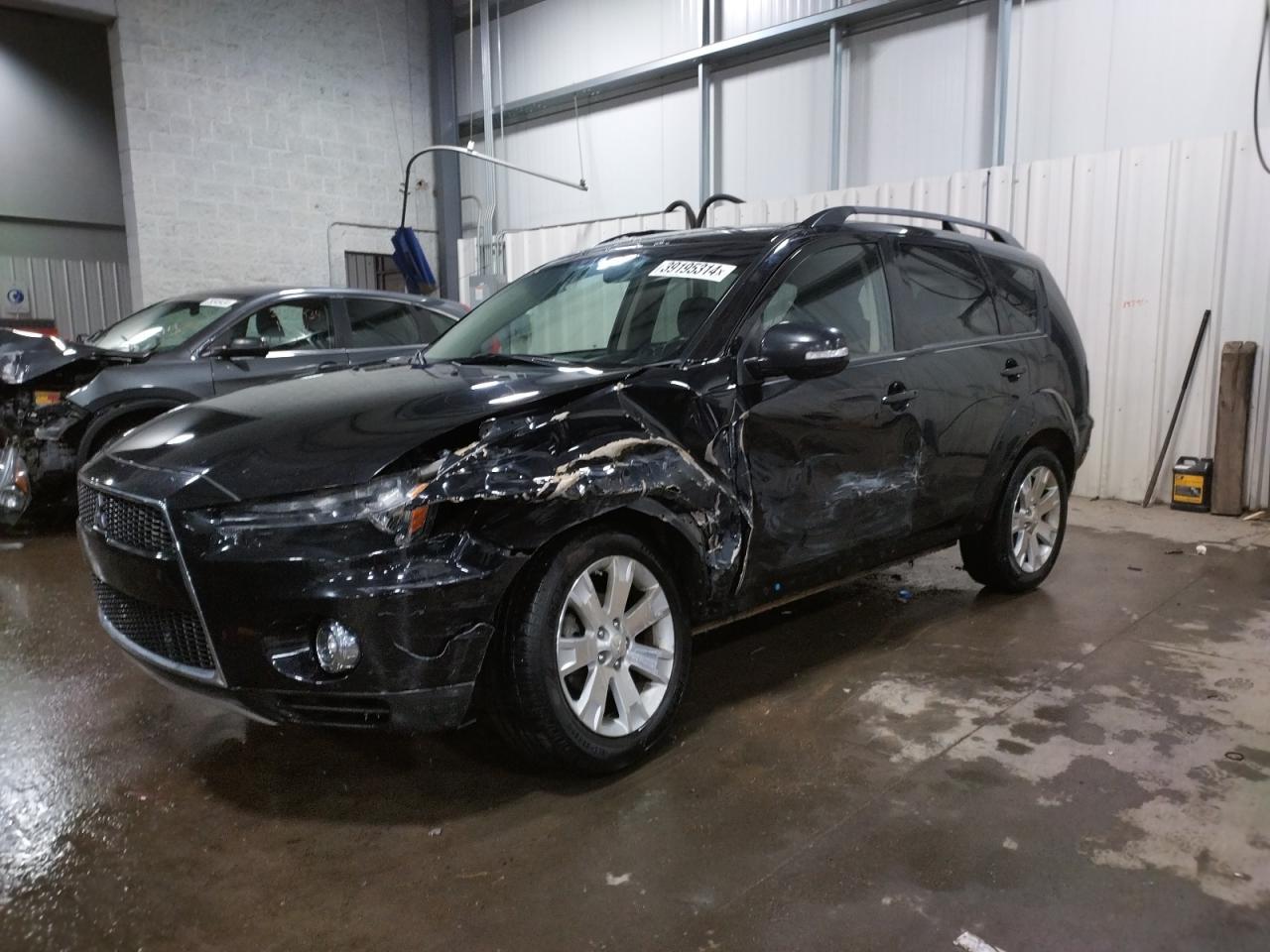 2013 MITSUBISHI OUTLANDER car image