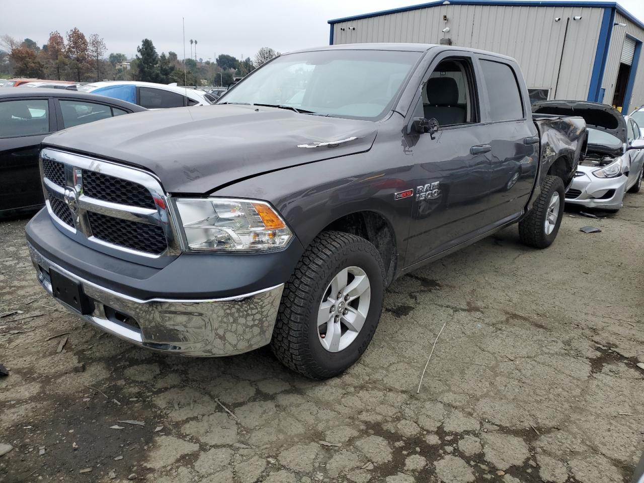 2018 RAM 1500 ST