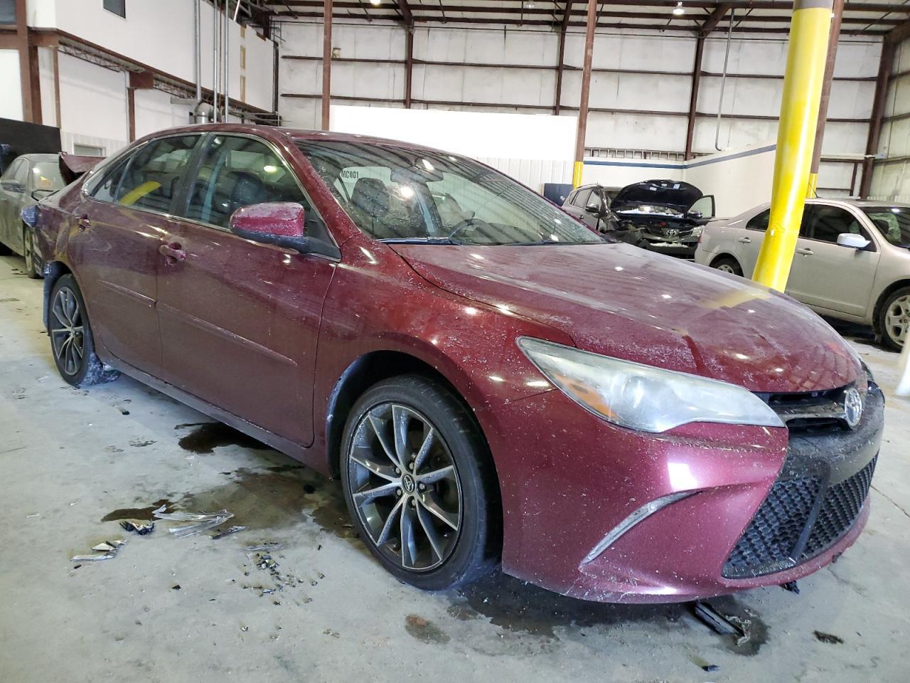 2016 TOYOTA CAMRY LE - Image 4