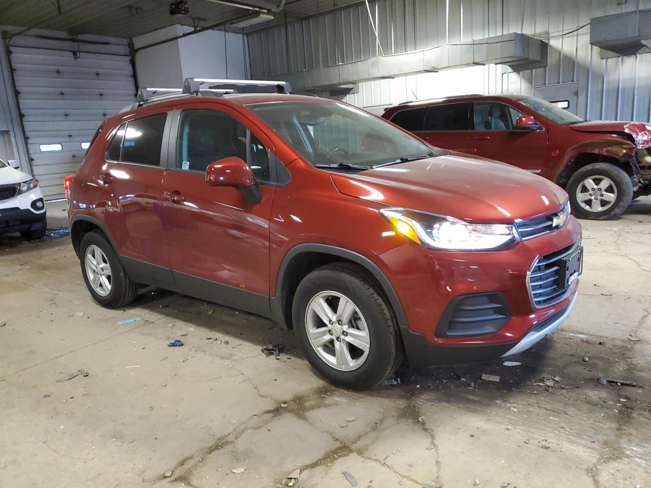 2021 CHEVROLET TRAX 1LT - Фото 4