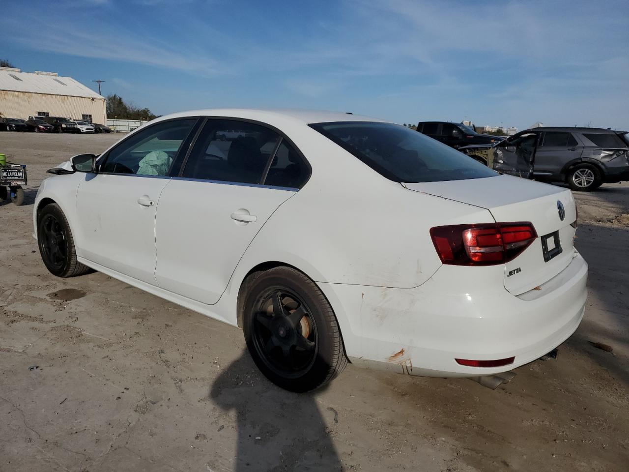 2017 VOLKSWAGEN JETTA S - Фото 2