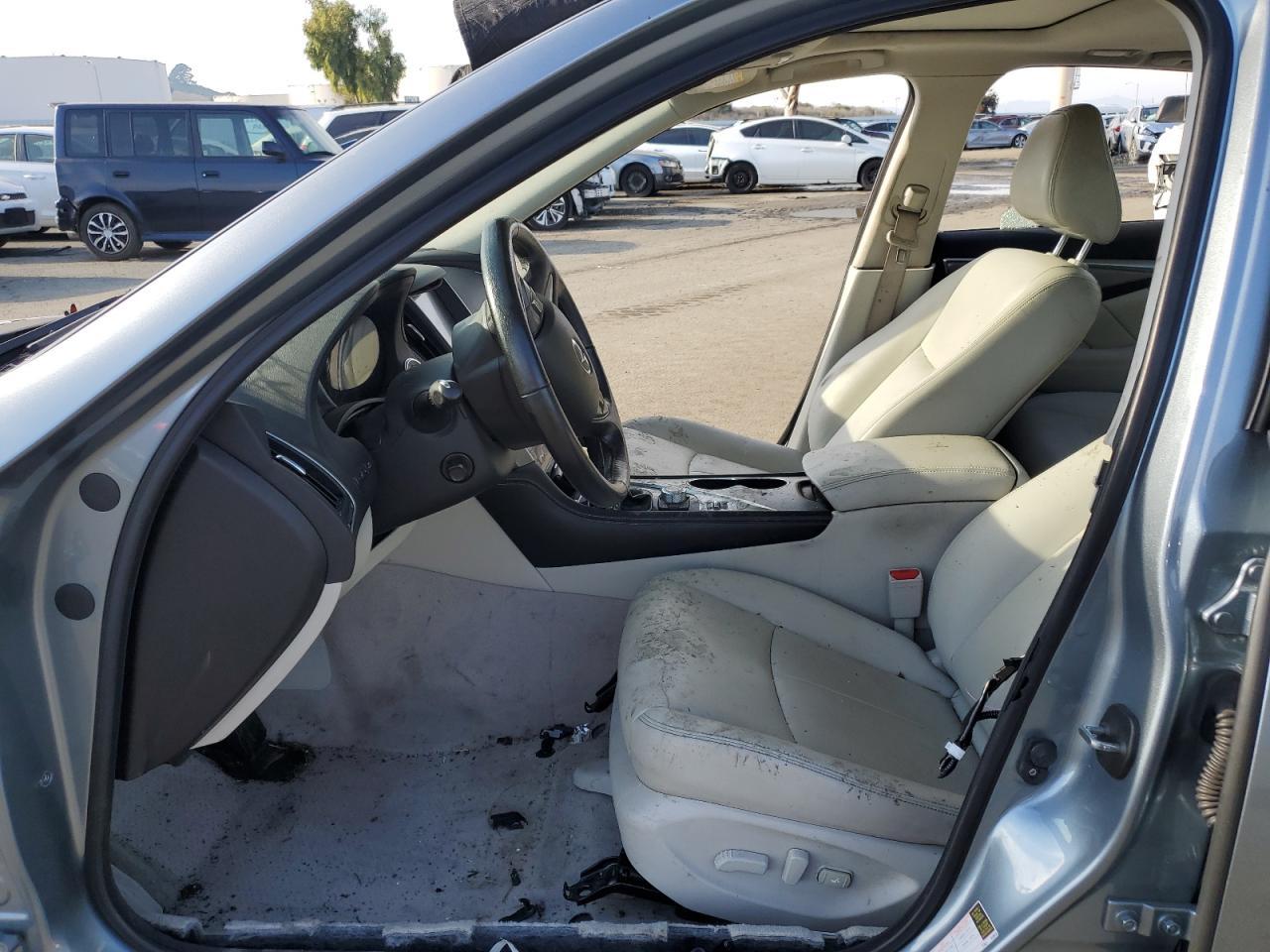 2016 INFINITI Q50 PREMIU - Фото 7