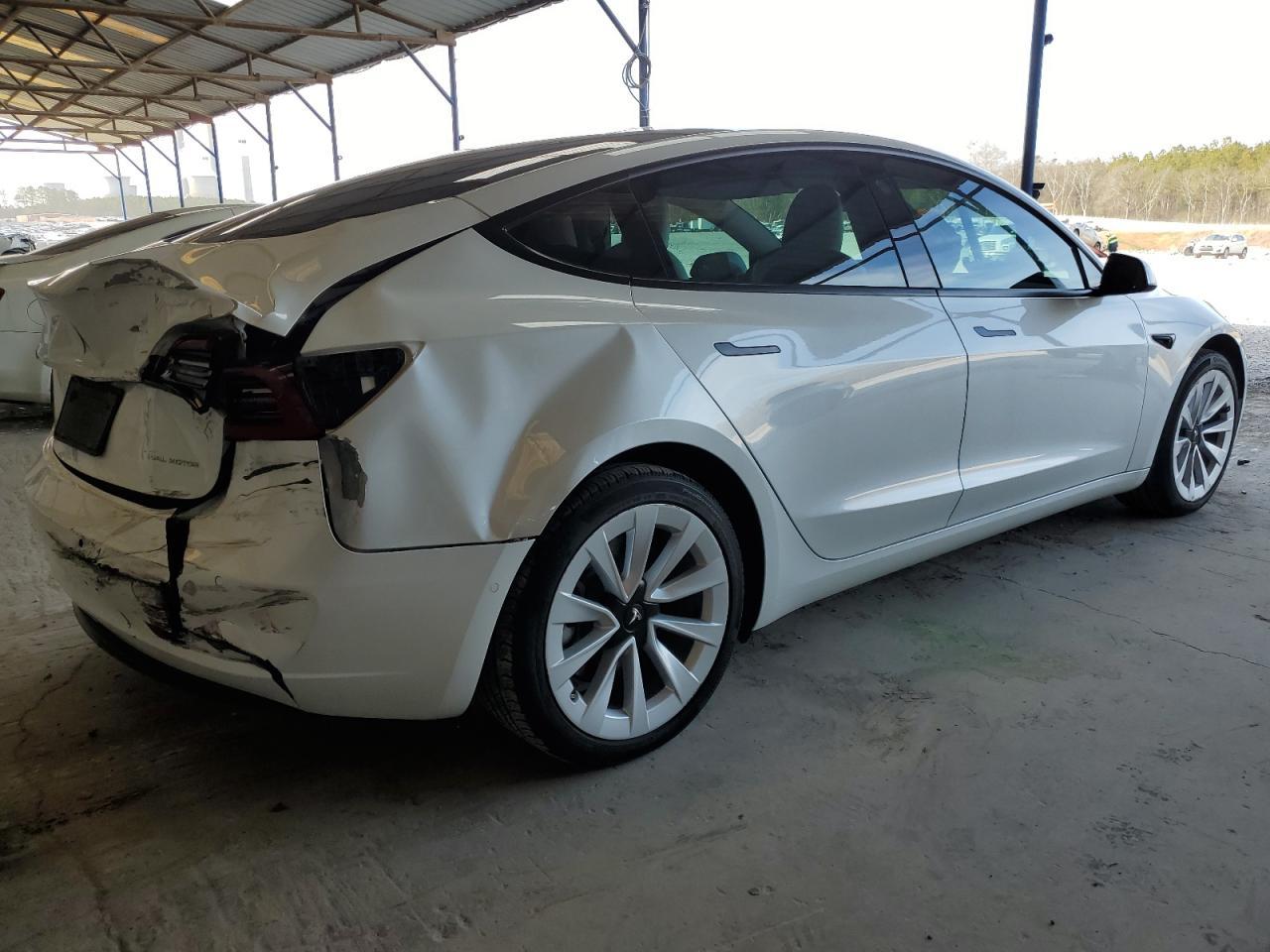 2022 TESLA MODEL 3 - Image 3
