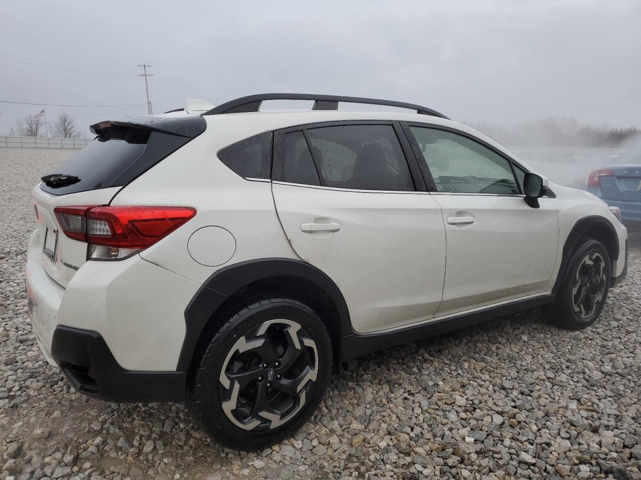 2021 SUBARU CROSSTREK - Фото 3