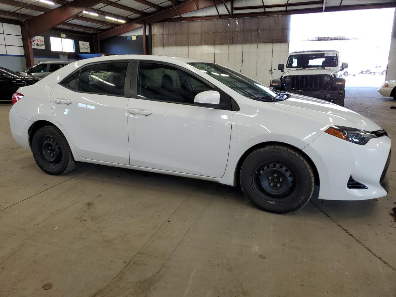 2018 TOYOTA COROLLA L - Image 4