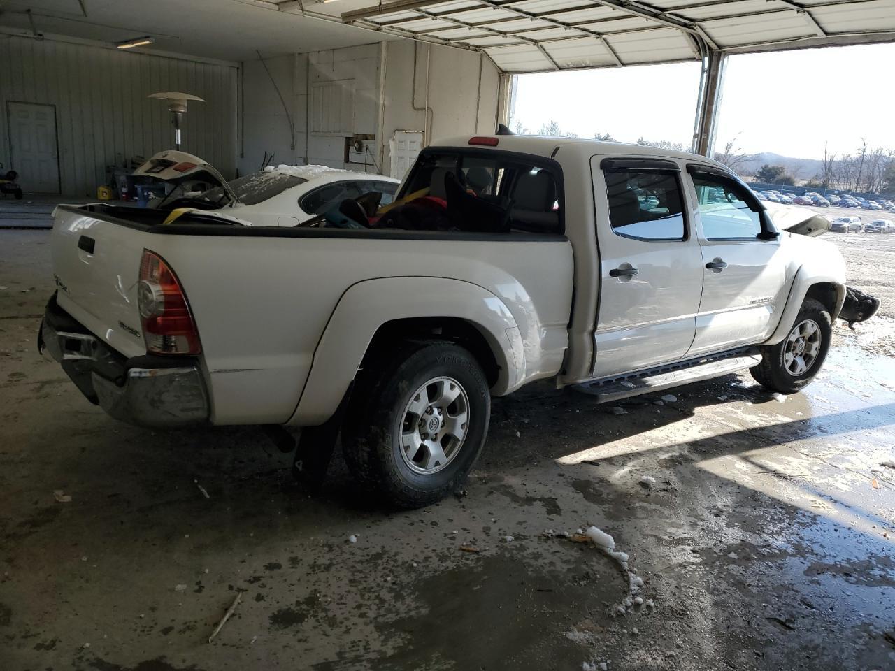 2014 TOYOTA TACOMA DOU - Фото 3
