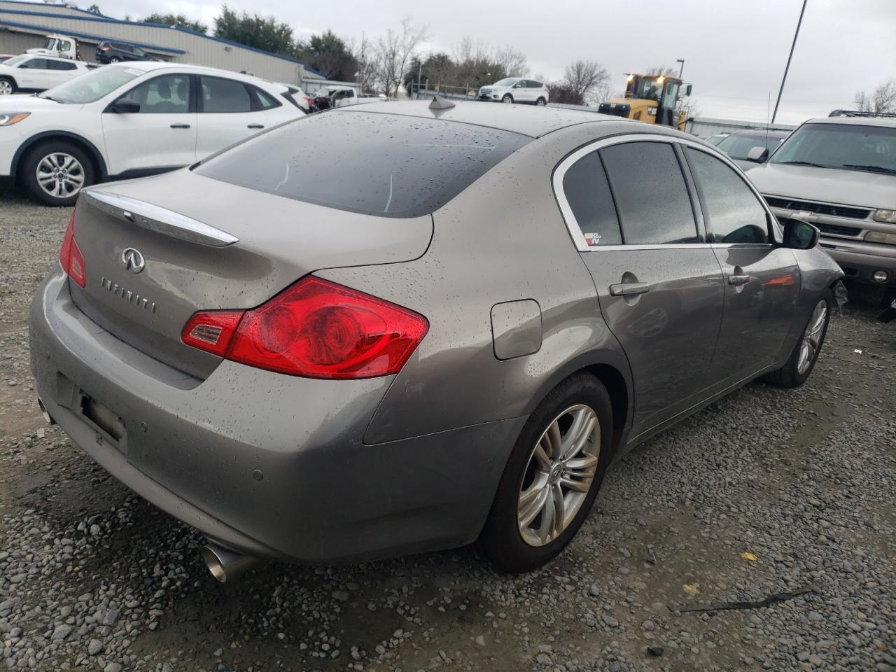 2012 INFINITI G37 BASE - Image 3