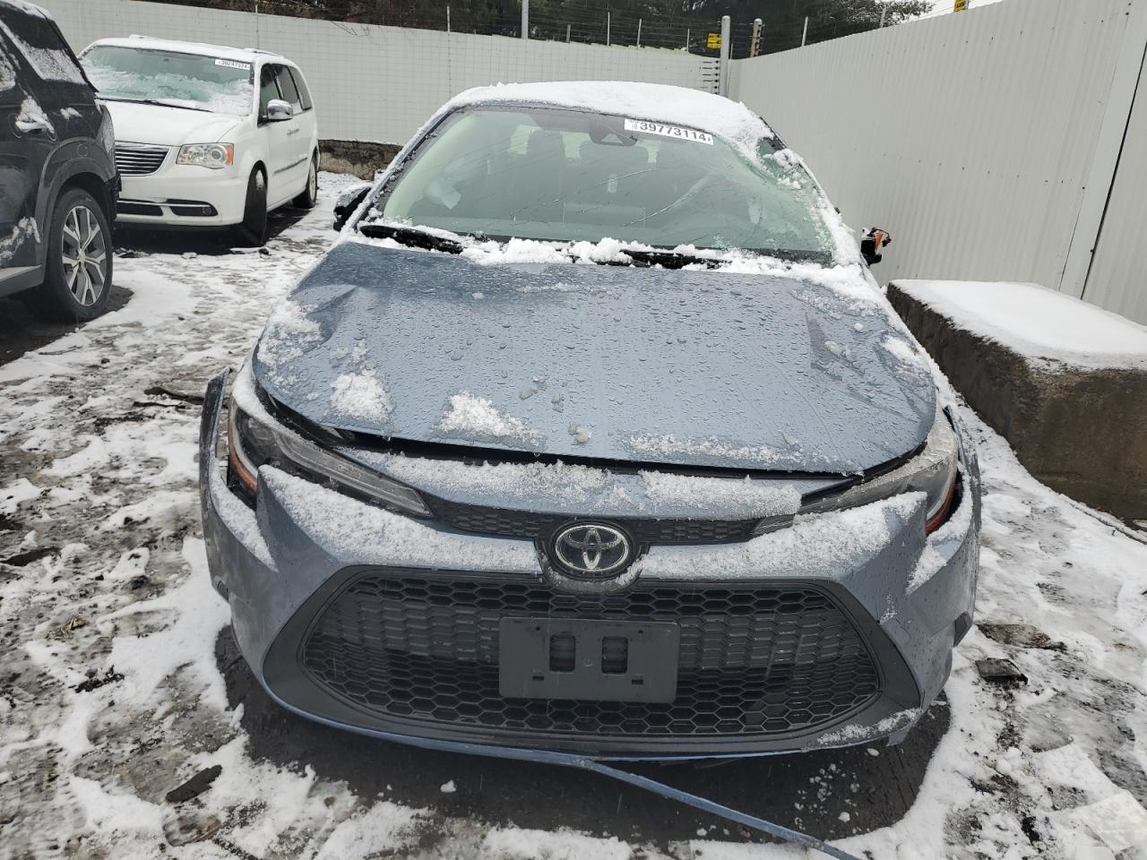 2021 TOYOTA COROLLA LE - Фото 5