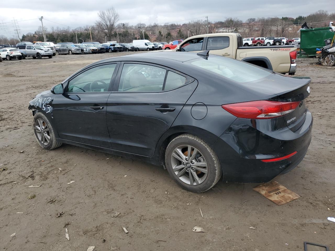 2018 HYUNDAI ELANTRA SE - Image 2