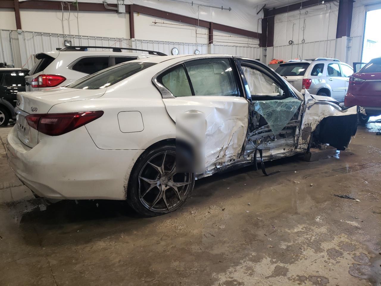 2019 INFINITI Q50 LUXE - Фото 3