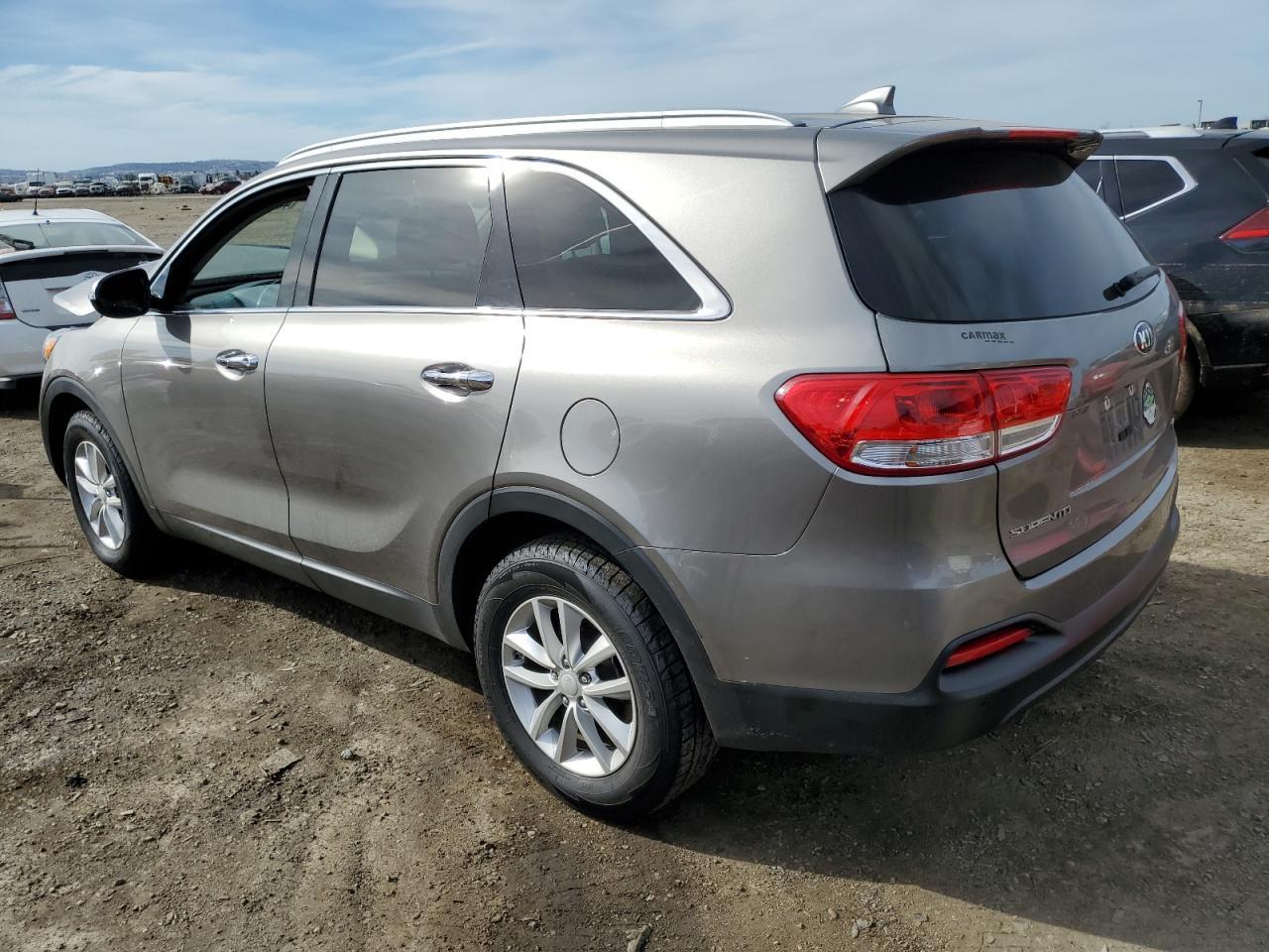 2017 KIA SORENTO LX - Фото 2