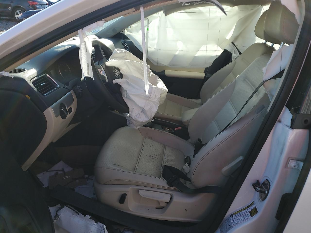 2014 VOLKSWAGEN JETTA SE - Image 7