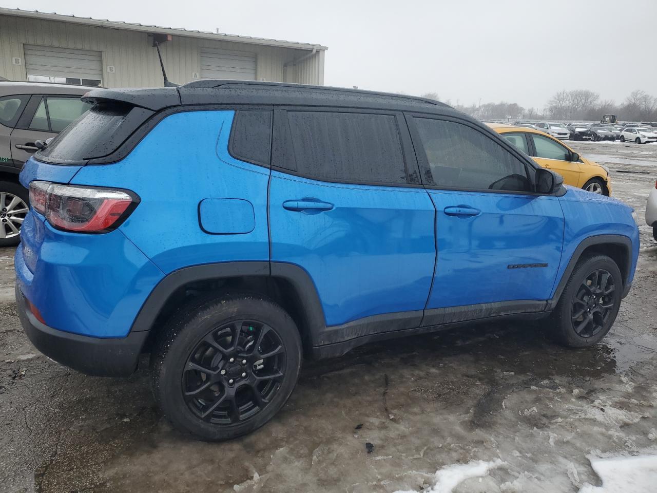 2022 JEEP COMPASS LA - Image 3