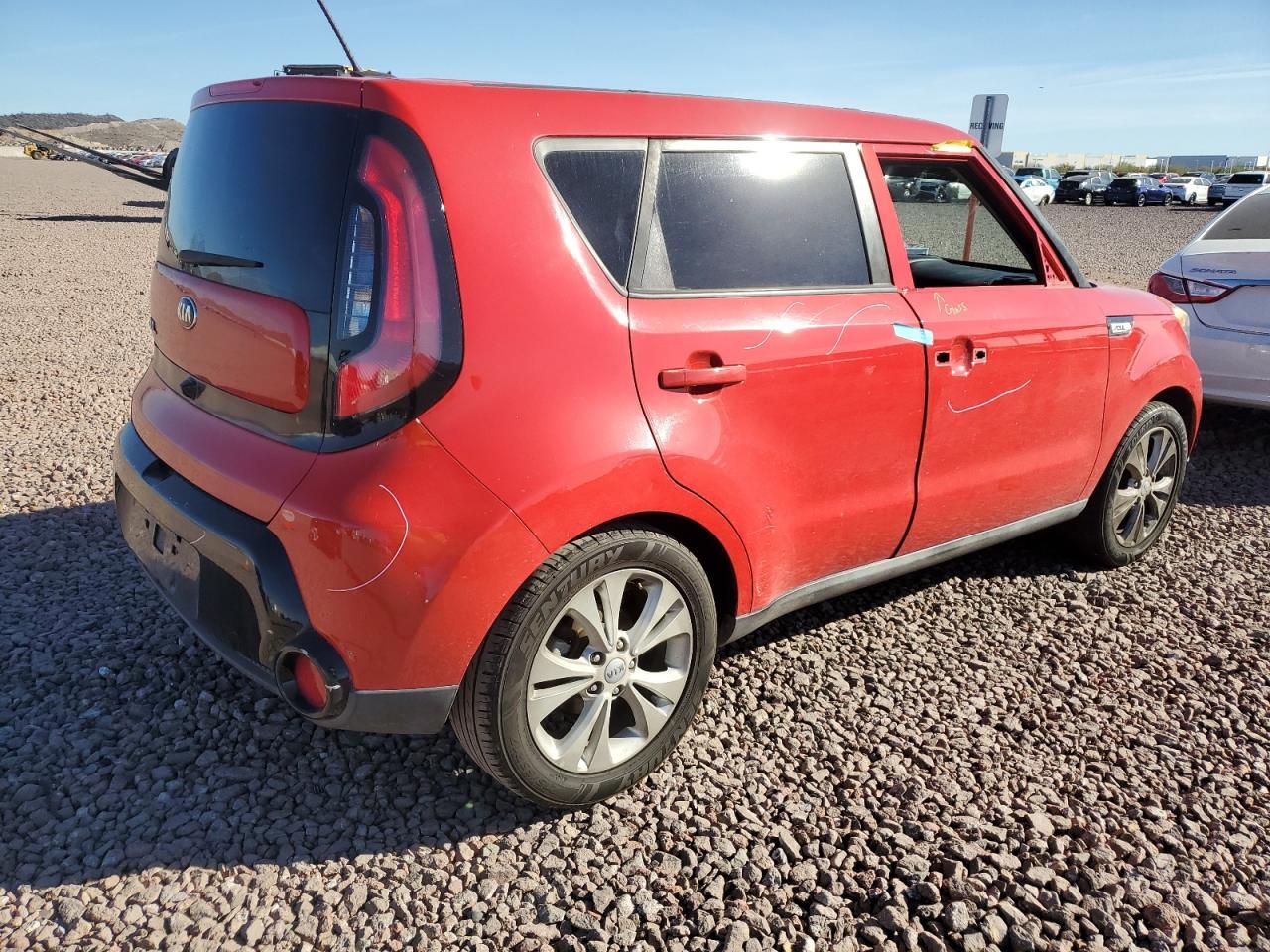 2016 KIA SOUL + - Image 3