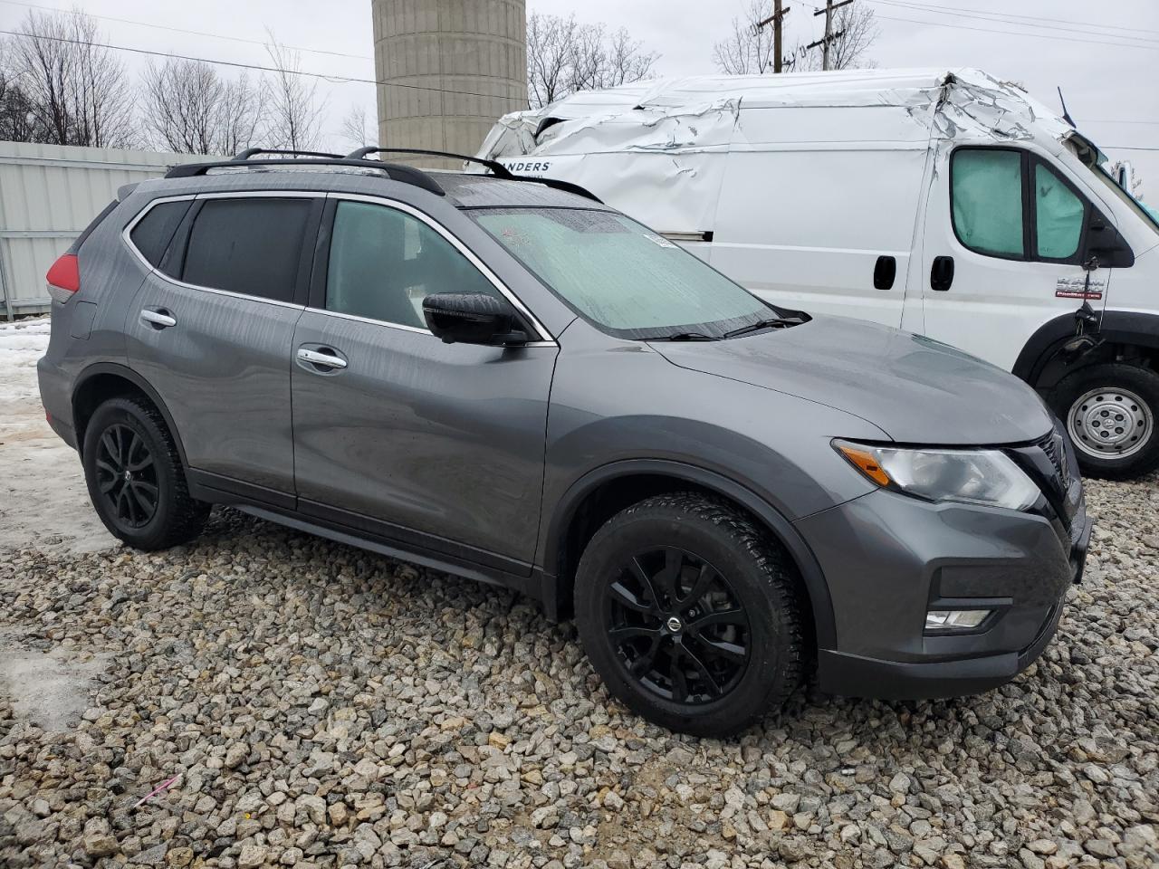 2018 NISSAN ROGUE S - Image 4
