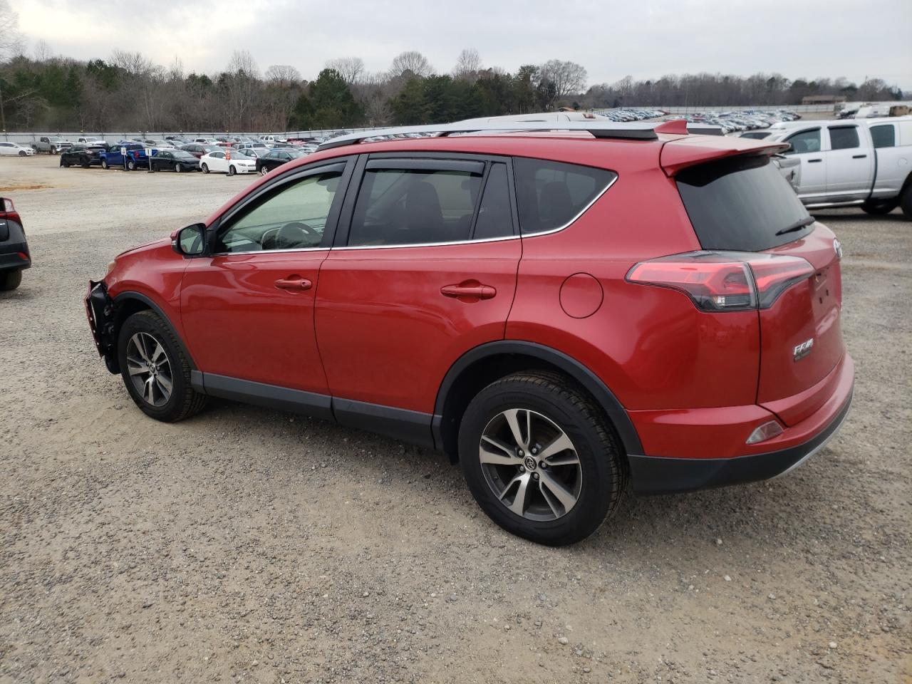 2017 TOYOTA RAV4 XLE - Фото 2