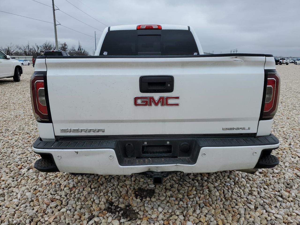 2017 GMC SIERRA K15 - Image 6