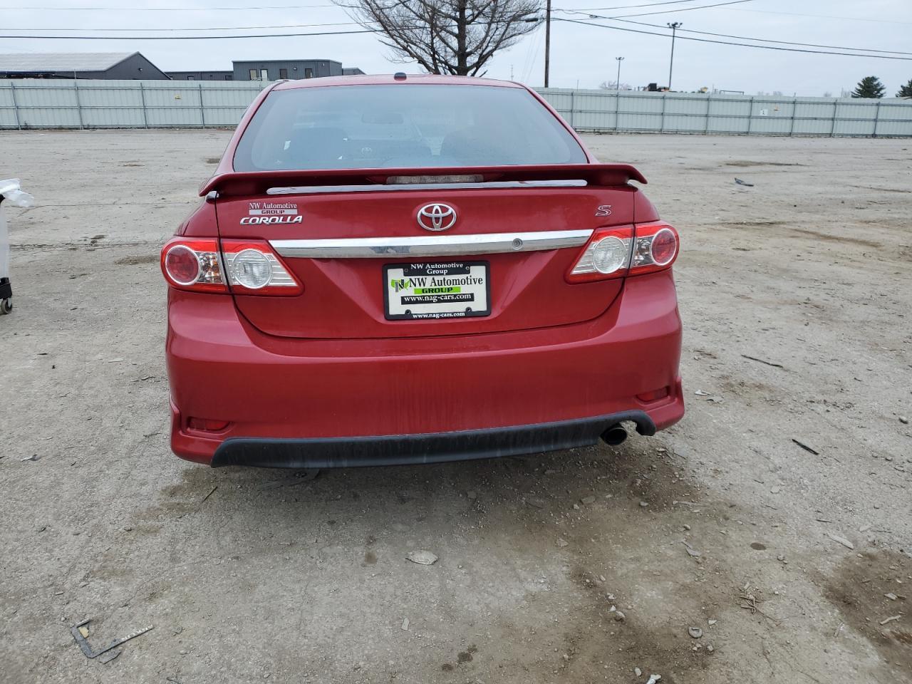 2013 TOYOTA COROLLA BA - Фото 6