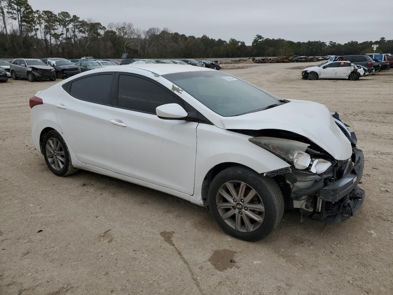 2015 HYUNDAI ELANTRA SE - Фото 4