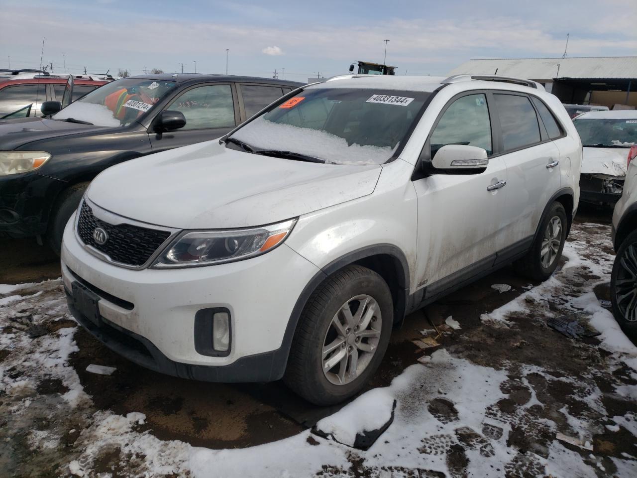 2015 KIA SORENTO LX