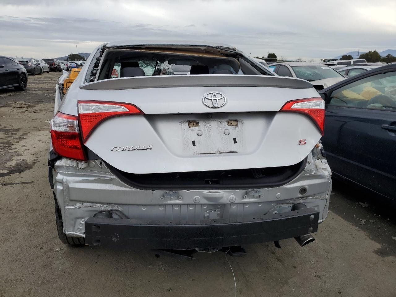 2016 TOYOTA COROLLA L - Image 6