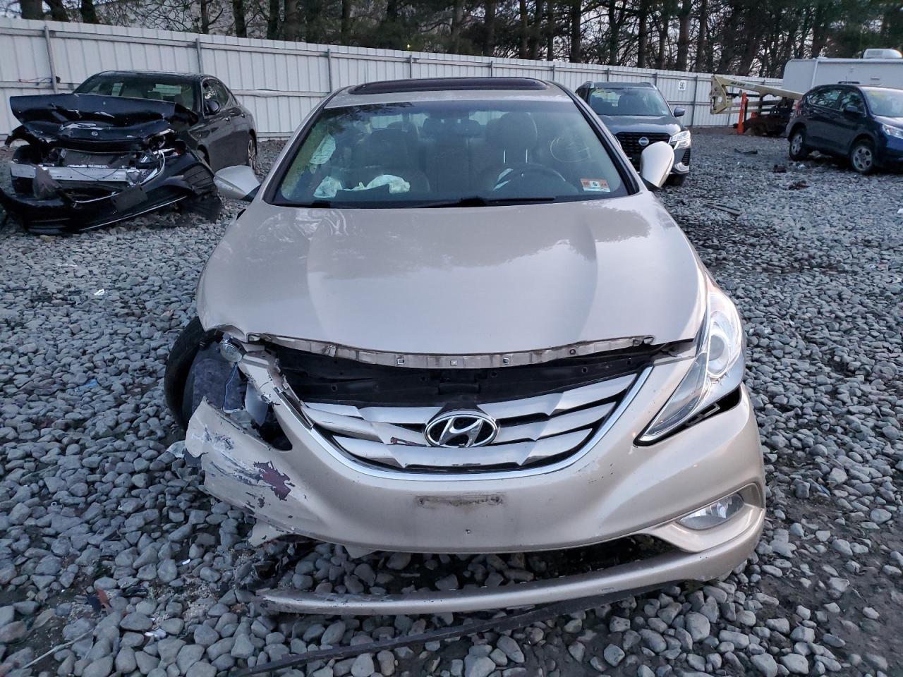 2011 HYUNDAI SONATA SE - Фото 5
