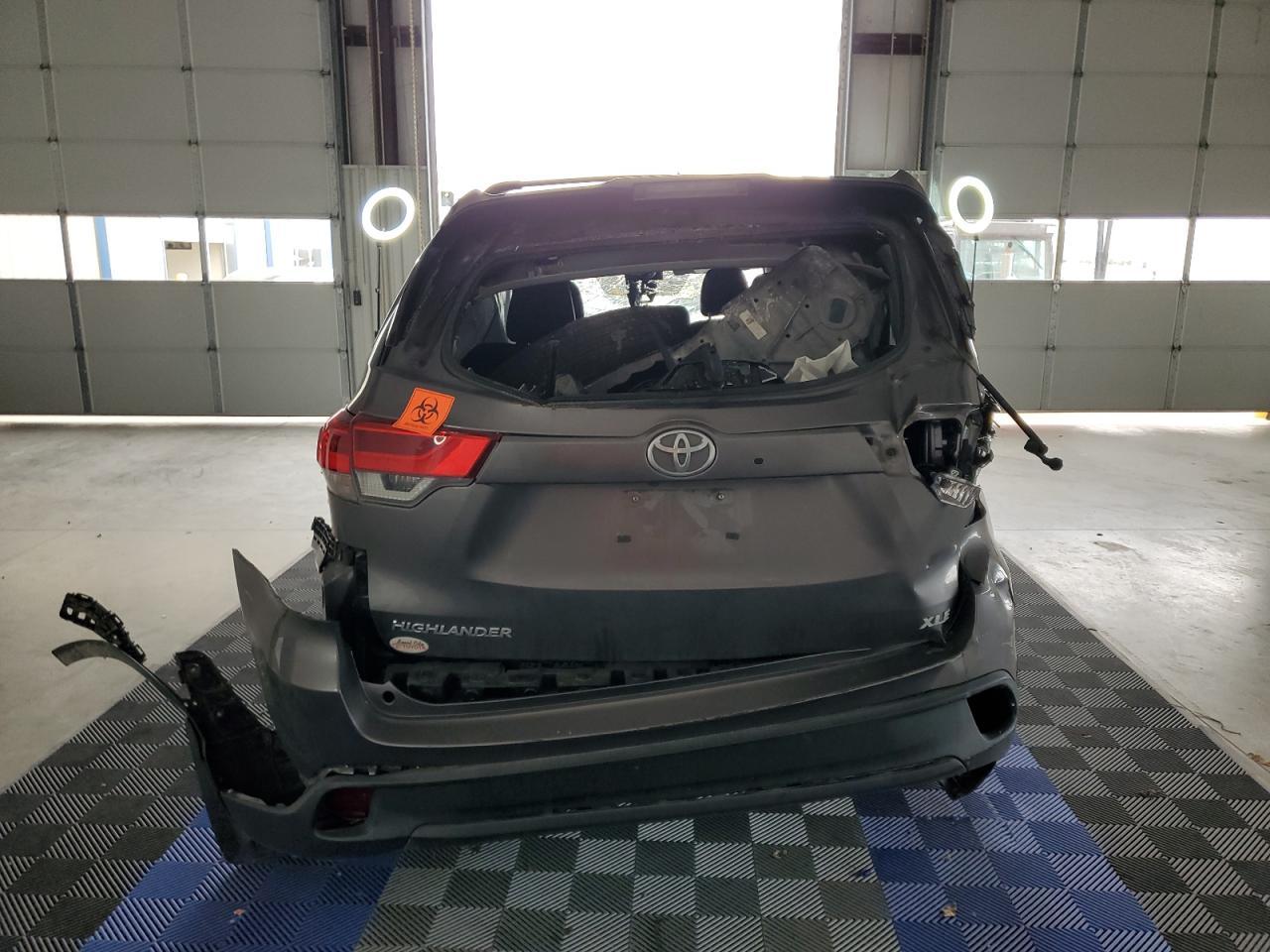 2018 TOYOTA HIGHLANDER - Фото 6