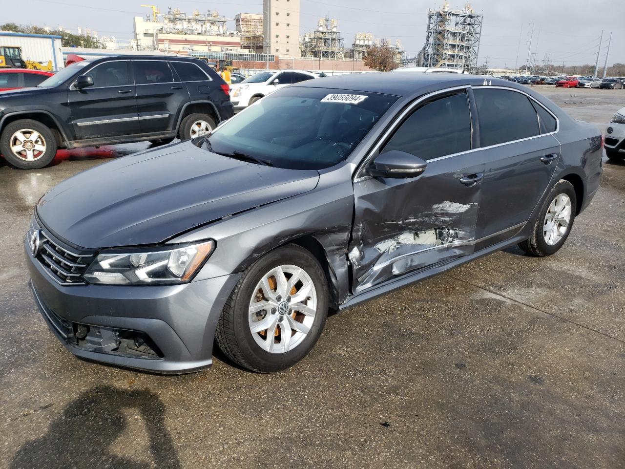 2016 VOLKSWAGEN PASSAT S car image