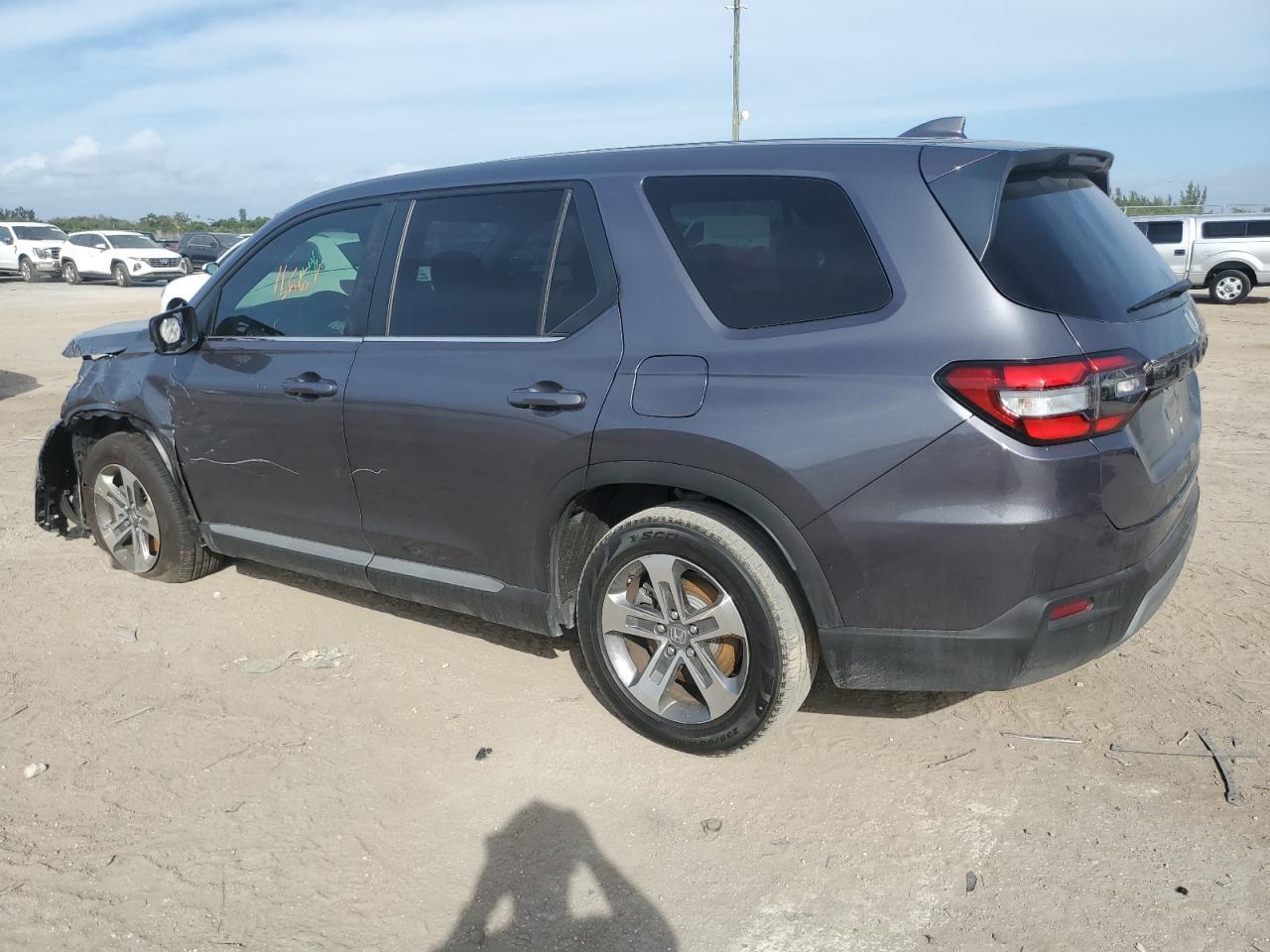 2024 HONDA PILOT EXL - Image 2