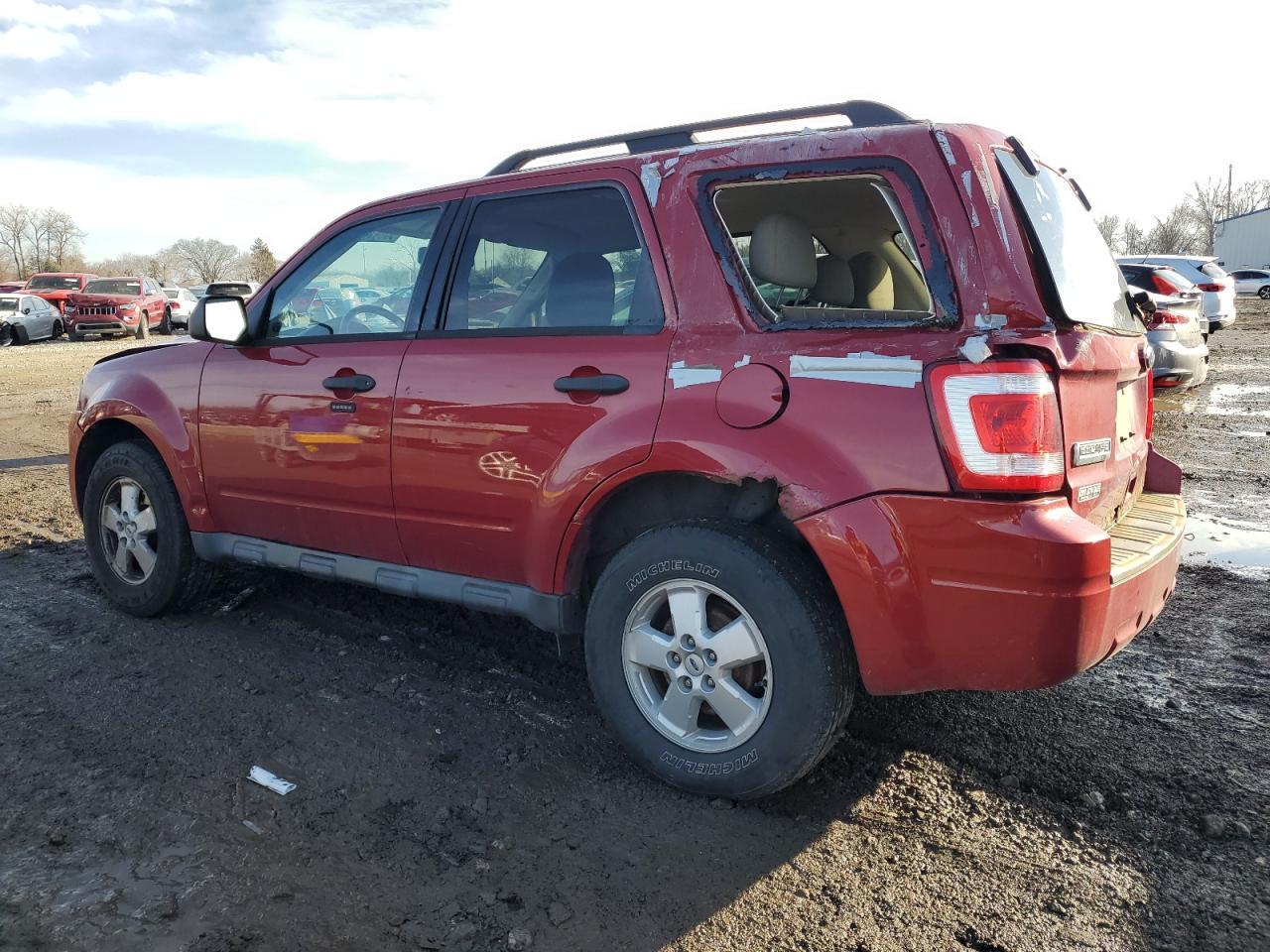 2010 FORD ESCAPE XLT - Фото 2