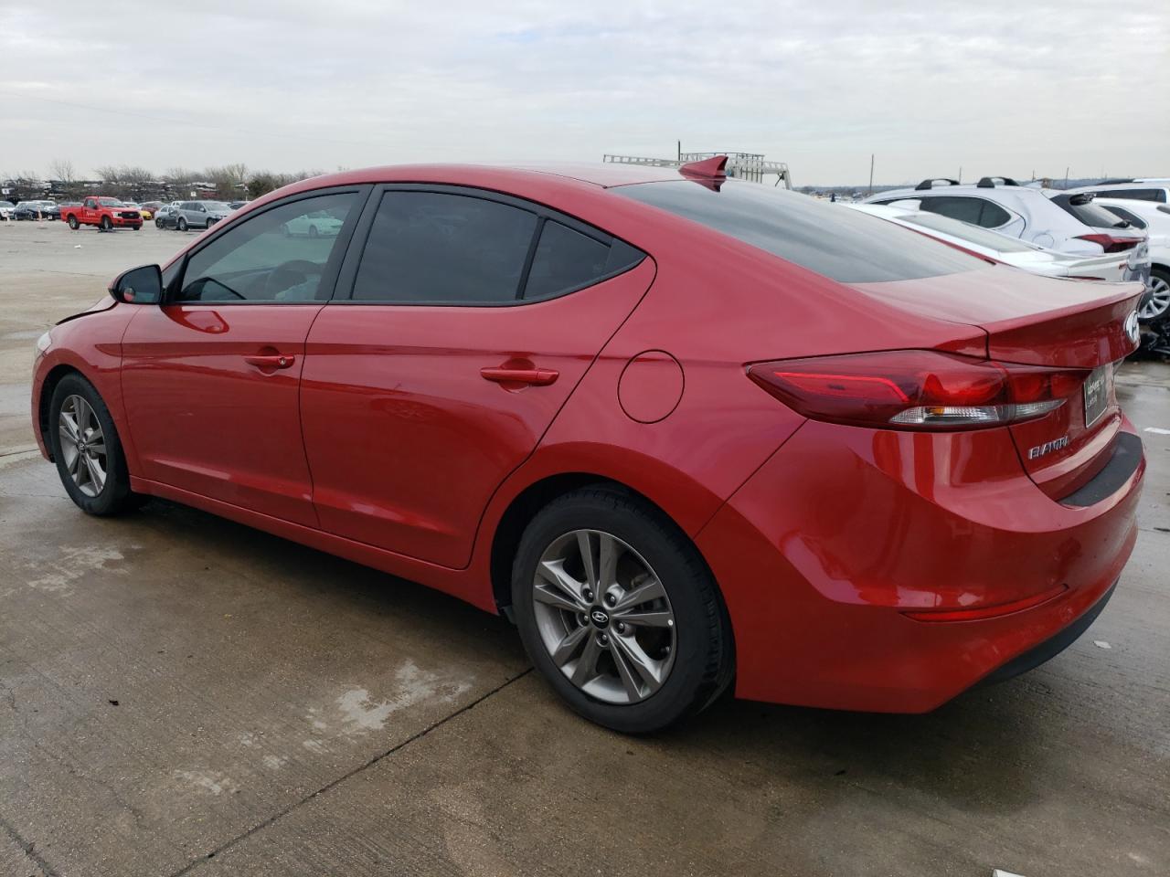 2018 HYUNDAI ELANTRA SE - Фото 2