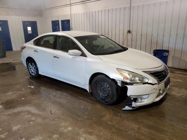 2015 Nissan Altima 2.5 - Image 4