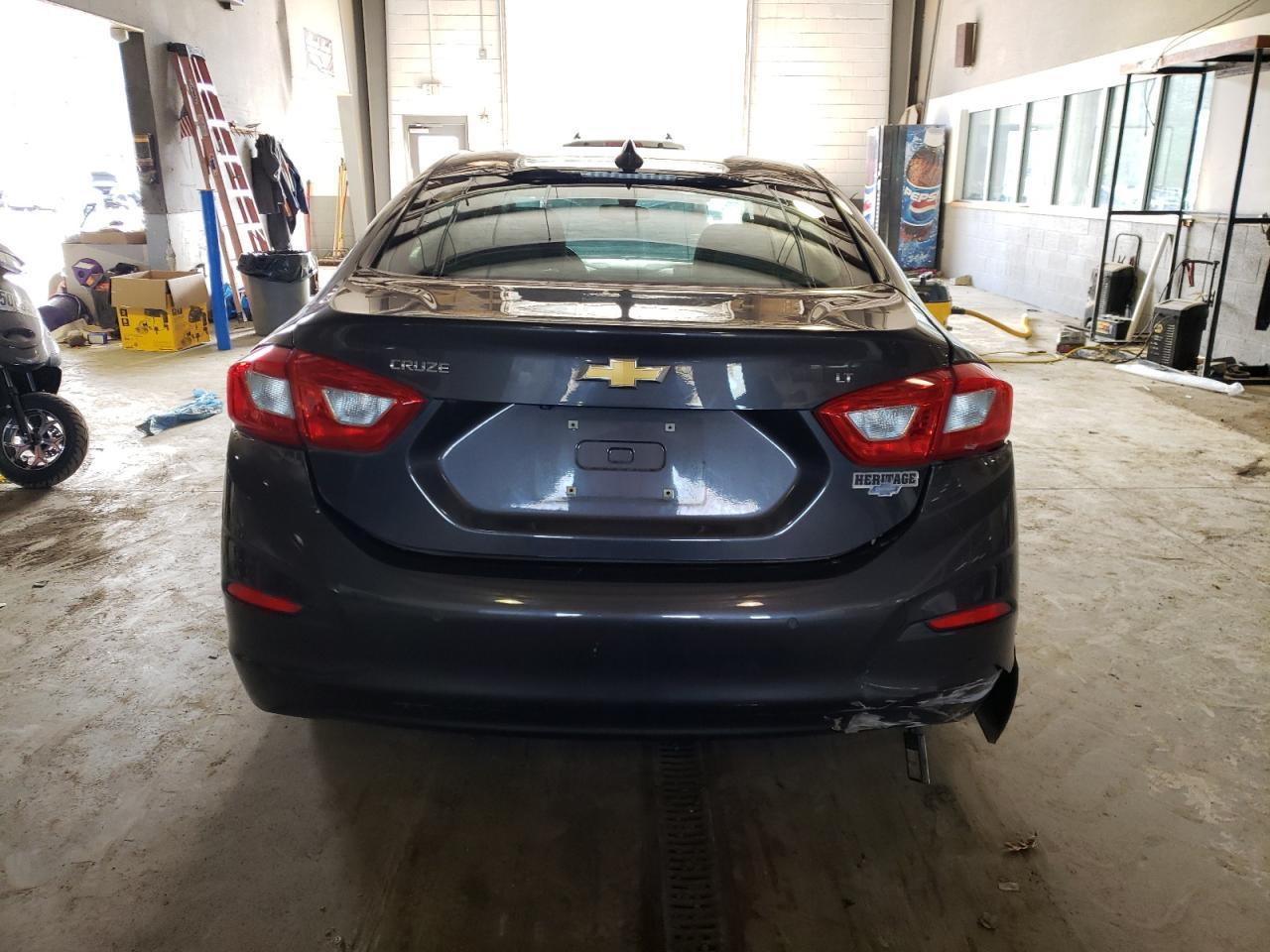 2017 CHEVROLET CRUZE LT - Фото 6