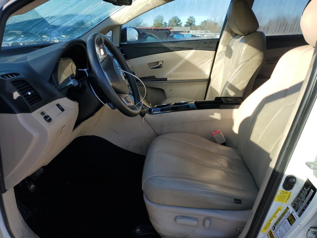 2011 TOYOTA VENZA - Фото 7