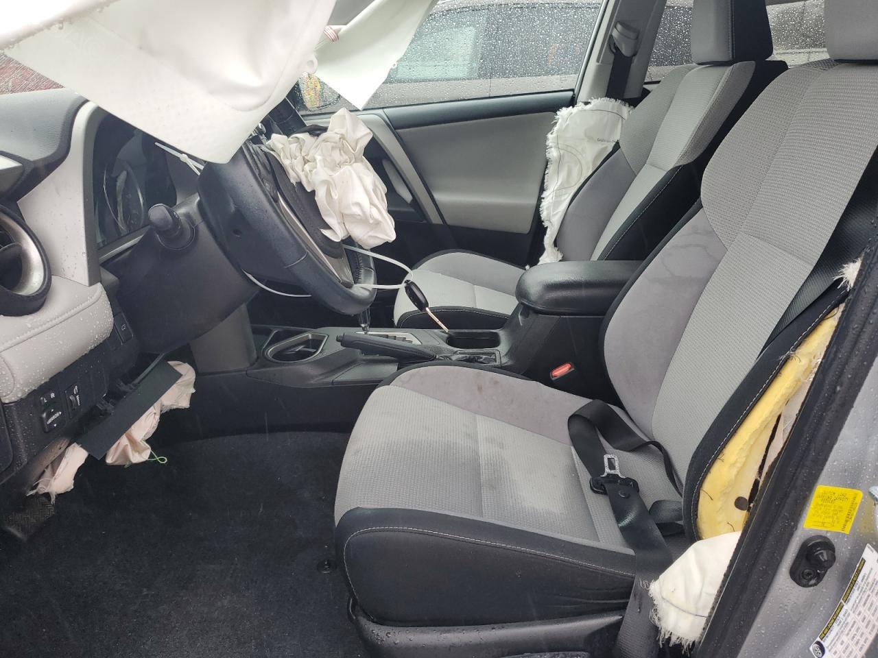 2016 TOYOTA RAV4 XLE - Image 7