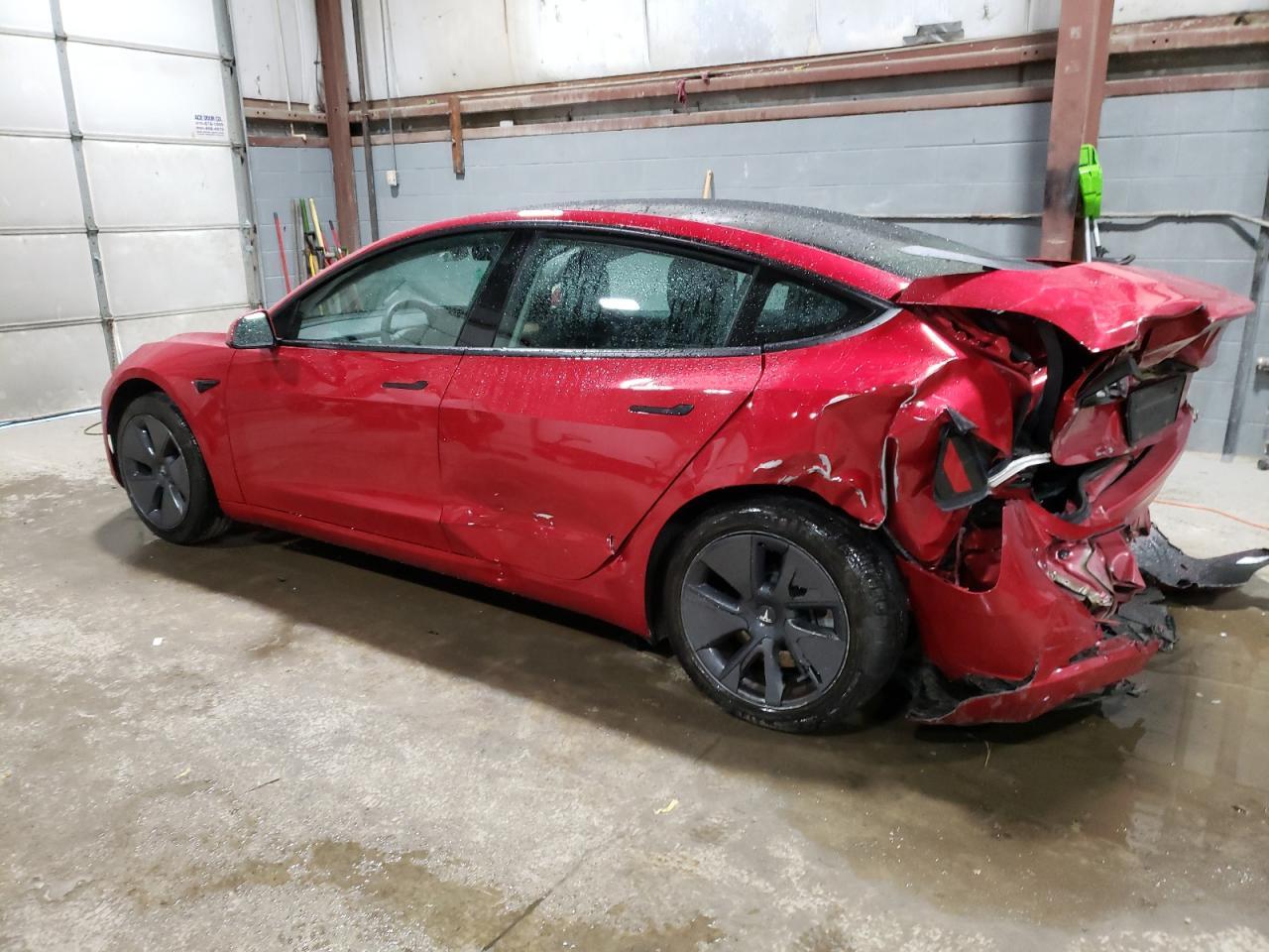 2023 TESLA MODEL 3 - Фото 2