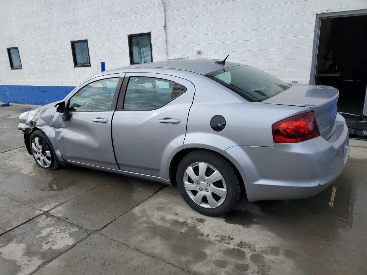 2014 DODGE AVENGER SE - Image 2