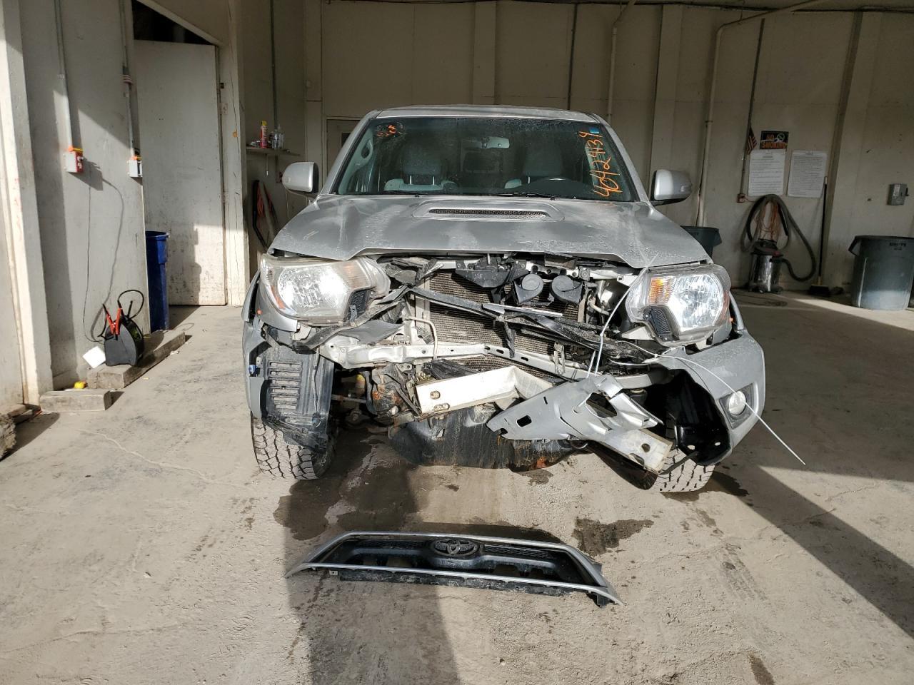 2013 TOYOTA TACOMA DOU - Image 5