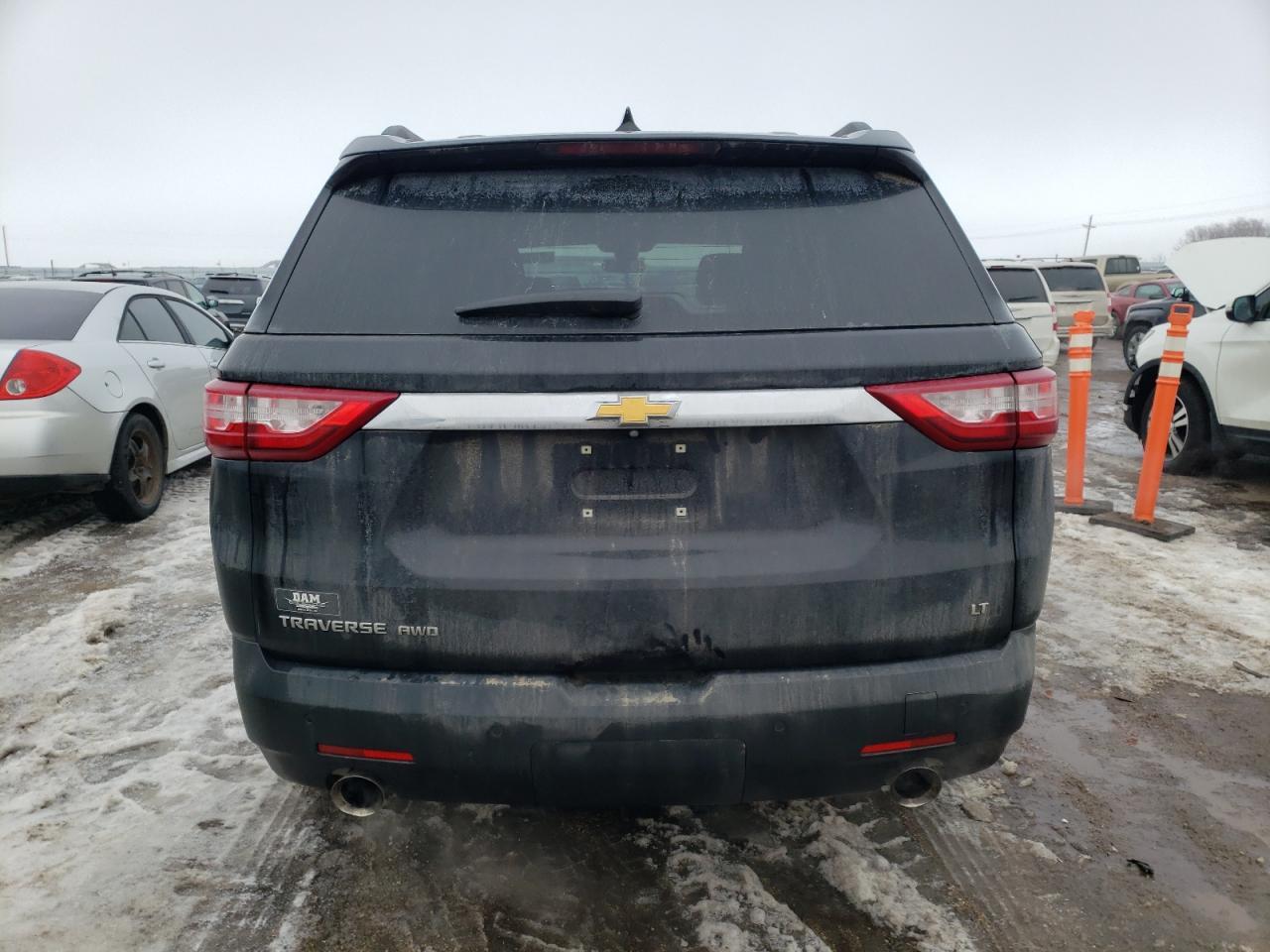 2021 CHEVROLET TRAVERSE L - Фото 6