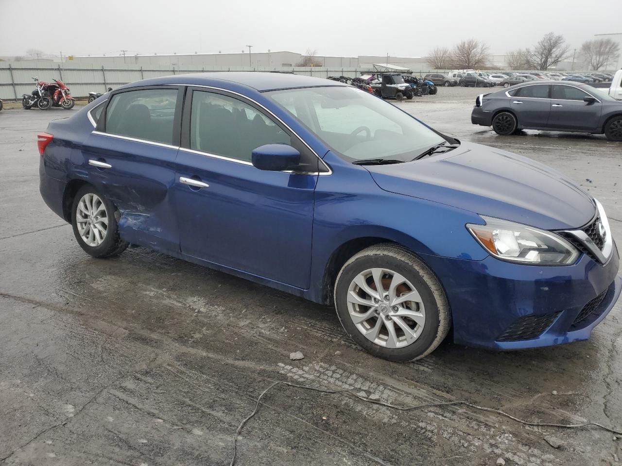 2018 NISSAN SENTRA S - Фото 4