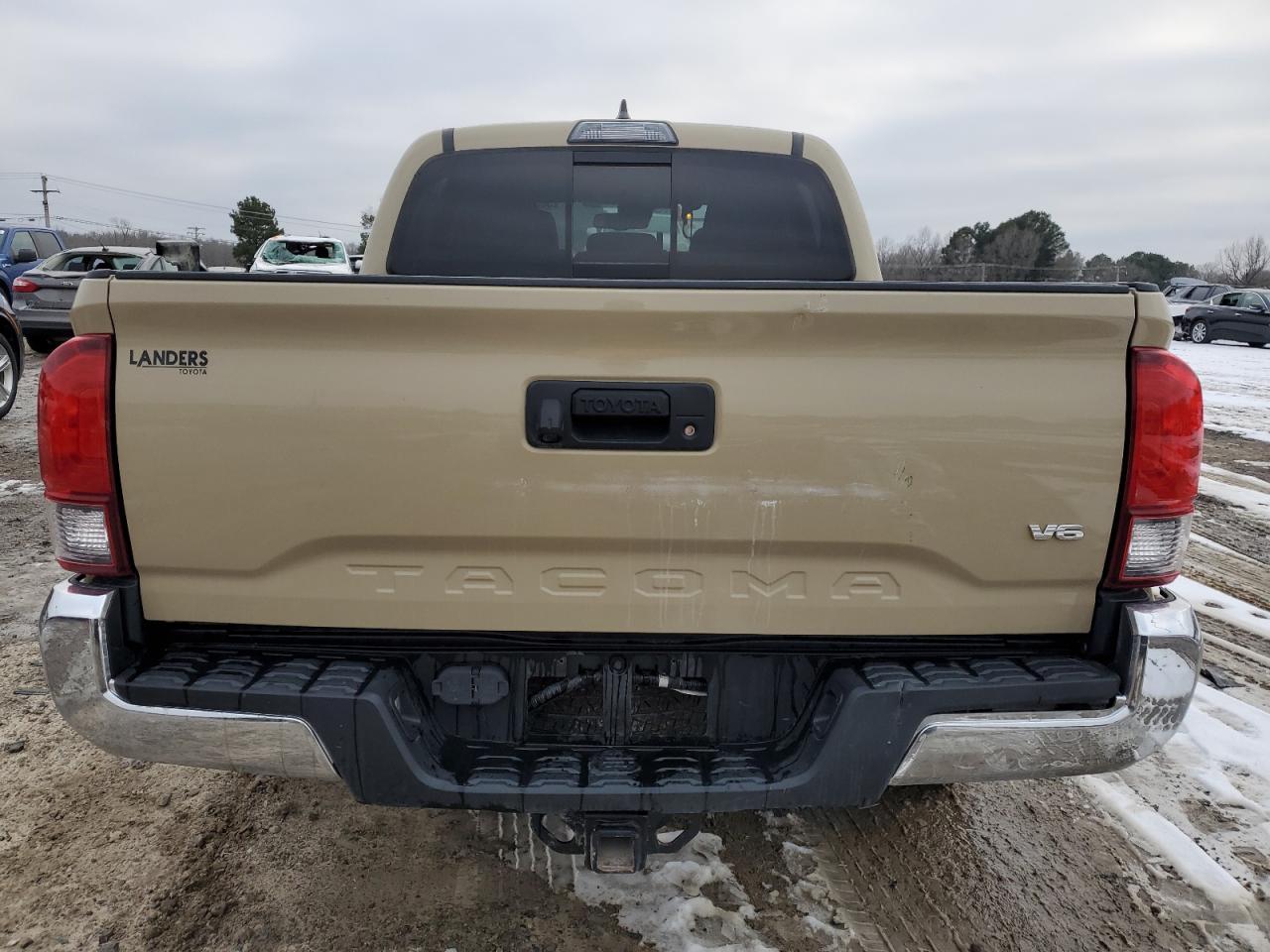 2018 TOYOTA TACOMA DOU - Фото 6
