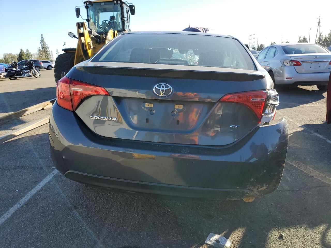 2019 TOYOTA COROLLA L - Image 6