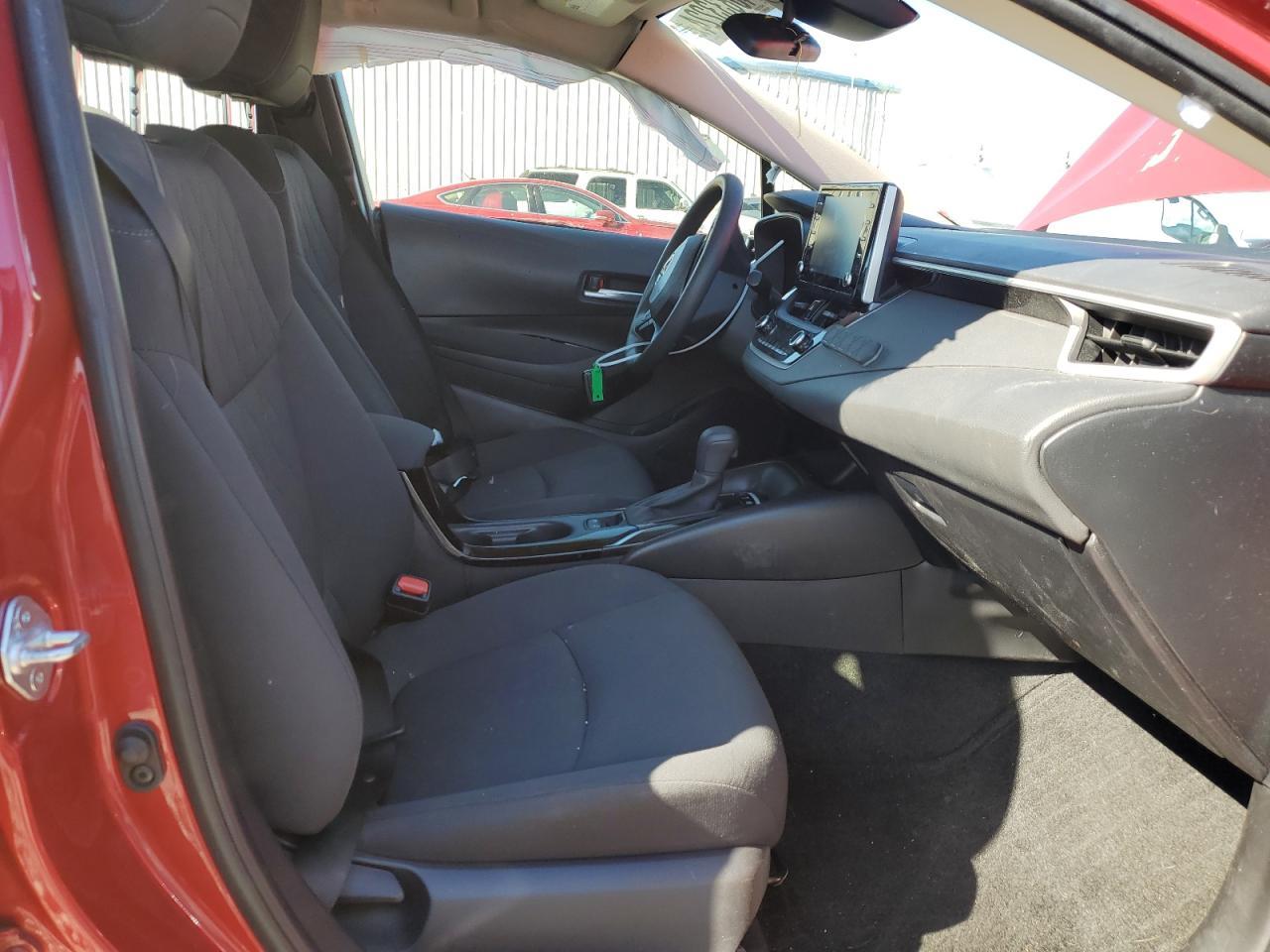 2020 TOYOTA COROLLA LE - Фото 7