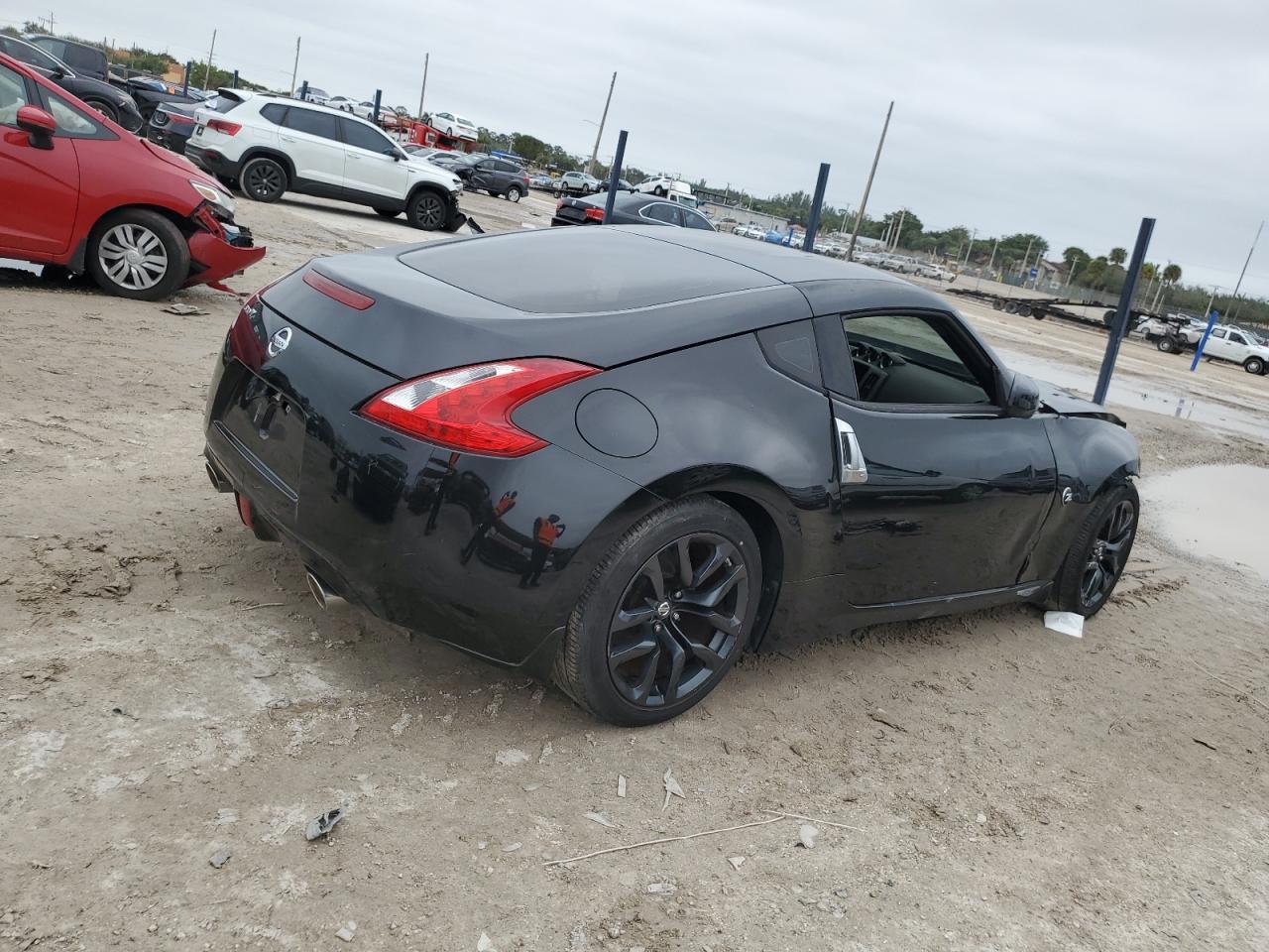 2016 NISSAN 370Z BASE - Фото 3