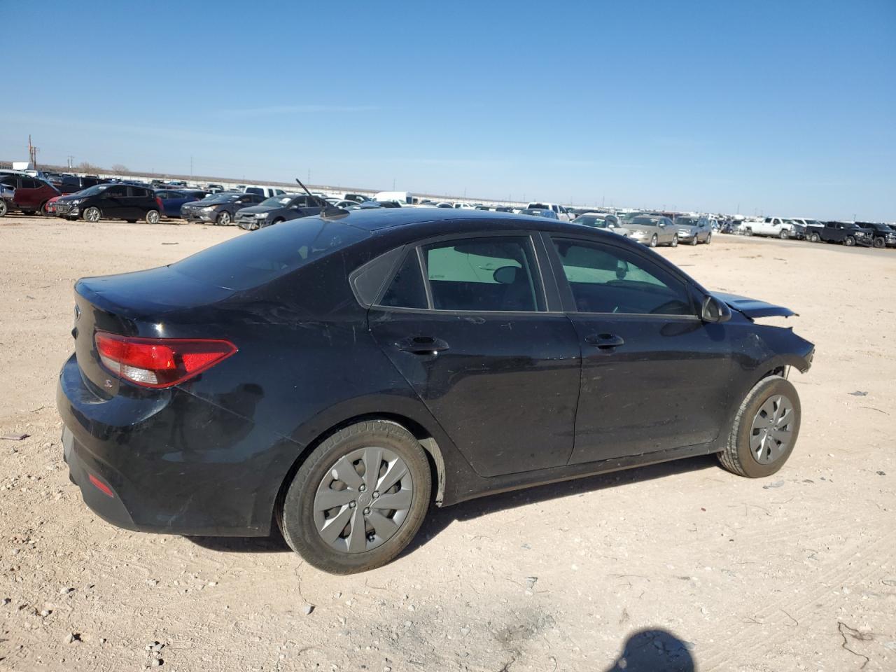 2020 KIA RIO LX - Фото 3