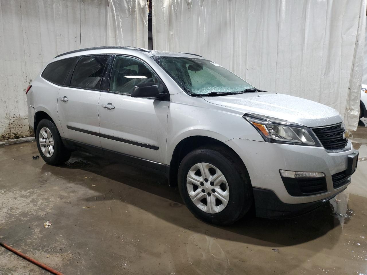 2015 CHEVROLET TRAVERSE L - Image 4
