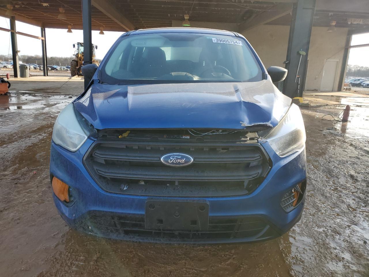 2017 FORD ESCAPE S - Image 5